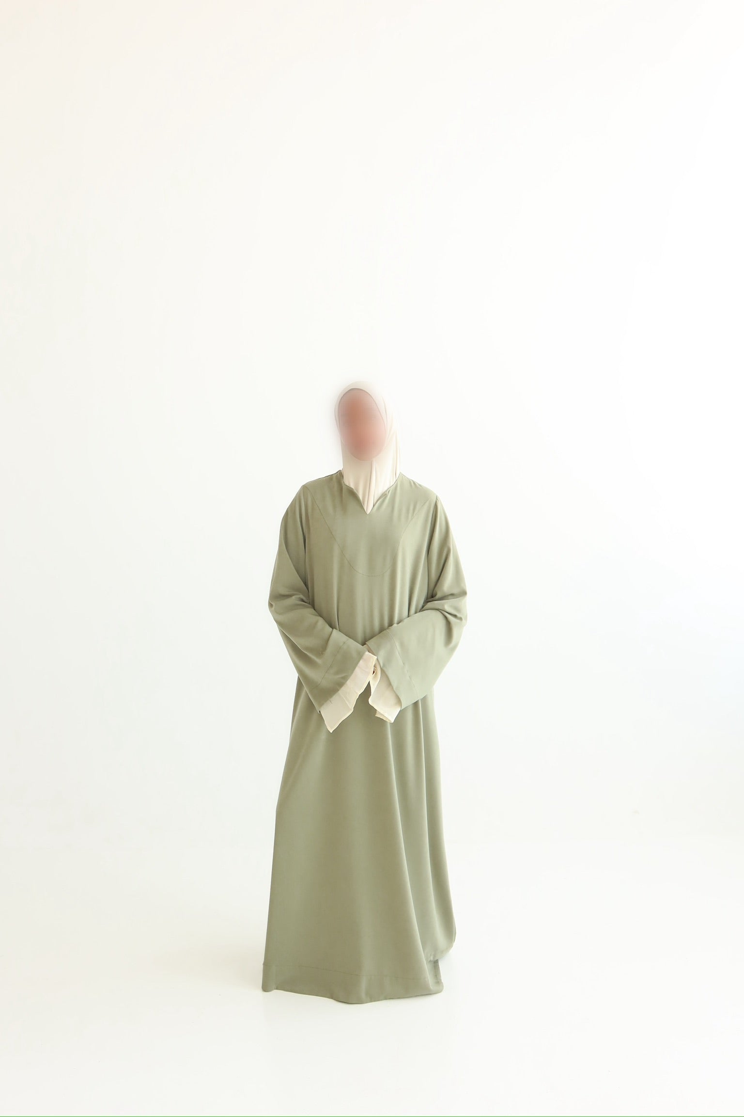 Elara – Soft Sage